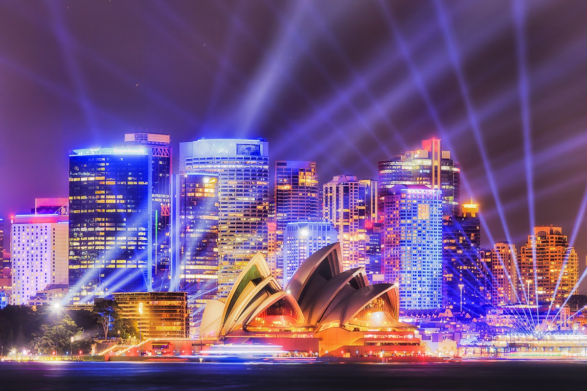Vivid Sydney trading hours